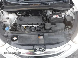 2013 Hyundai Tucson GLS with VIN KM8JU3AC4DU675511, listed as a IAAI auction lot 40765852 with 147,061 mi miles. Bid and sale history available at carsss.com. Image 10.