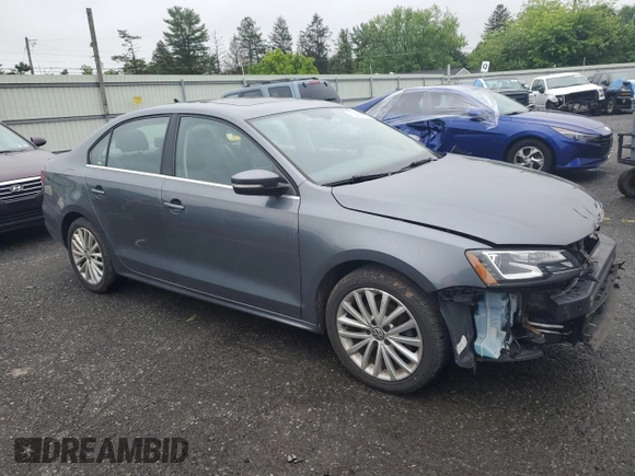 2016 Volkswagen Jetta SEL z VIN 3VWL07AJ6GM373710, wystawiony jako Copart lot #59258665 z przebiegiem 90 460 mil mil oraz Szkoda całkowita • Salvage title. Historia ofert i sprzedaży dostępna na DreamBid. Obrazek 4.