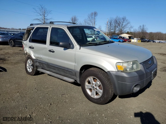 2006 Ford Escape XLT with VIN 1FMYU03136KA23230, listed as a Copart auction lot 48782825 with 142,302 mi miles and Salvage Title. Bid and sale history available at carsss.com. Image 4.