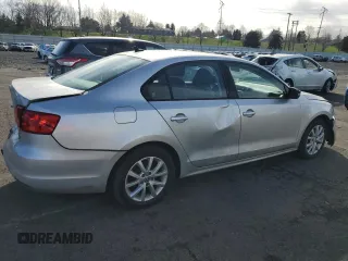 2011 Volkswagen Jetta Sedan SE PZEV with VIN 3VWDZ7AJ2BM302345, listed as a Copart auction lot 47610025 with 128,634 mi miles and Clean Title. Bid and sale history available at carsss.com. Image 3.