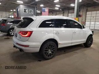 2014 Audi Q7 Premium Plus with VIN WA1LMAFE5ED010771, listed as a Copart auction lot 55587105 with 182,209 mi miles and Salvage title. Bid and sale history available at DreamBid. Image 3.