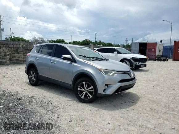 2018 Toyota RAV4 XLE z VIN 2T3WFREVXJW449975, wystawiony jako Copart lot #63962615 z przebiegiem 78 410 mil mil oraz Szkoda całkowita • Salvage title. Historia ofert i sprzedaży dostępna na DreamBid. Obrazek 14.