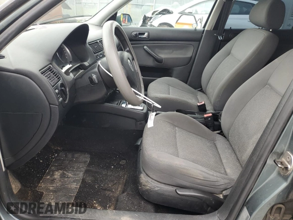 2009 Volkswagen Golf с VIN 9BWEL21J194007292, выставлен на аукционе Copart как лот 64439394 с пробегом 303 593 миль миль и На запчасти • Non repairable. История ставок и продаж доступна на DreamBid. Изображение 7.