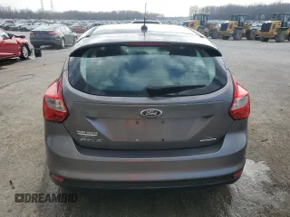 2013 Ford Focus SE with VIN 1FADP3K21DL153204, listed as a Copart auction lot 49231735 with 135,345 mi miles and Salvage Title. Bid and sale history available at carsss.com. Image 6.