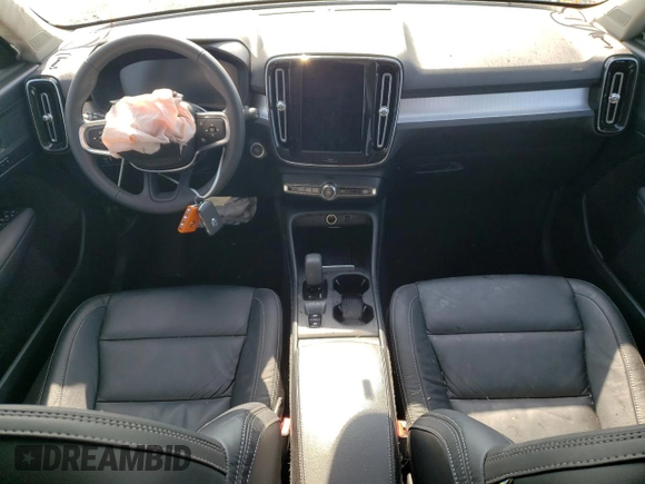 2022 Volvo XC40 Momentum with VIN YV4AC2HK2N2766222, listed as a Copart auction lot 51231013 with 23,181 mi miles and . Bid and sale history available at DreamBid. Image 8.
