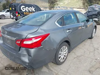 2016 Nissan Altima SR with VIN 1N4AL3AP4GC254415, listed as a IAAI auction lot 41905027 with 130,635 mi miles and . Bid and sale history available at DreamBid. Image 4.