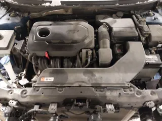 2017 Hyundai Sonata SE with VIN 5NPE24AF7HH528398, listed as a IAAI auction lot 41591124 with 104,587 mi miles. Bid and sale history available at carsss.com. Image 10.