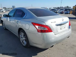 2011 Nissan Maxima 3.5 SV with VIN 1N4AA5AP6BC828992, listed as a IAAI auction lot 41681824 with 164,162 mi miles. Bid and sale history available at carsss.com. Image 3.