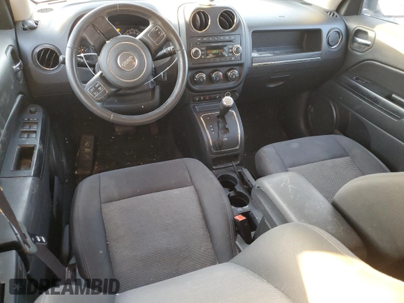 2015 Jeep Patriot Latitude with VIN 1C4NJPFB6FD377681, listed as a Copart auction lot 87102424 with Not Provided miles and Salvage Title. Bid and sale history available at DreamBid. Image 8.