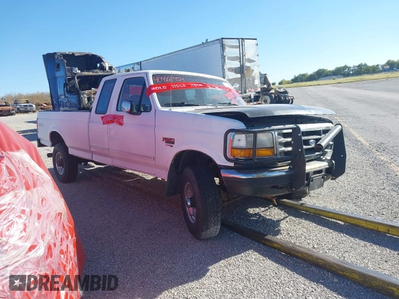 1995 Ford F-250 with VIN 1FTHX26F8SEA67408, listed as a IAAI auction lot 40466954 with 152,737 mi miles and . Bid and sale history available at DreamBid. Image 1.