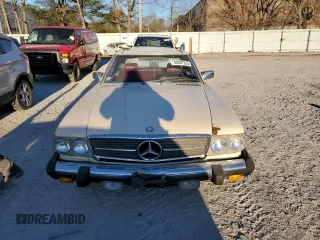 1985 Mercedes-Benz SL with VIN WDBBA45C0FA021352, listed as a Copart auction lot 88067835 with 104,110 mi miles and Clean title. Bid and sale history available at DreamBid. Image 5.