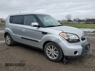 2010 Kia Soul + with VIN KNDJT2A22A7047112, listed as a Copart auction lot 51365695 with 104,405 mi miles and Salvage Title. Bid and sale history available at carsss.com. Image 4.