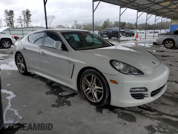 2012 Porsche Panamera z VIN WP0AA2A75CL014357, wystawiony jako Copart lot #44715915 z przebiegiem 119 122 mil mil oraz Czysty tytuł • Clean title. Historia ofert i sprzedaży dostępna na DreamBid. Obrazek 4.