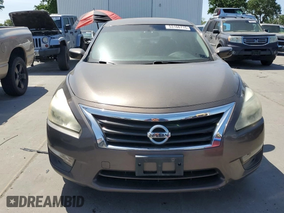 2013 Nissan Altima S with VIN 1N4AL3AP4DN519849, listed as a Copart auction lot 53166715 with 210,407 mi miles and Salvage Title. Bid and sale history available at DreamBid. Image 5.