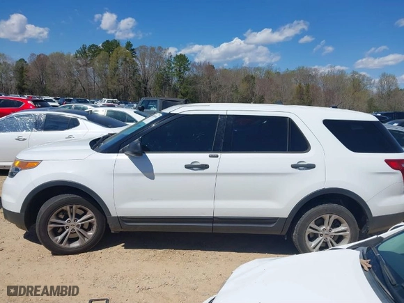 2015 Ford Utility Police Interceptor with VIN 1FM5K8AR5FGB61192, listed as a IAAI auction lot 41886356 with NaN miles. Bid and sale history available at carsss.com. Image 14.