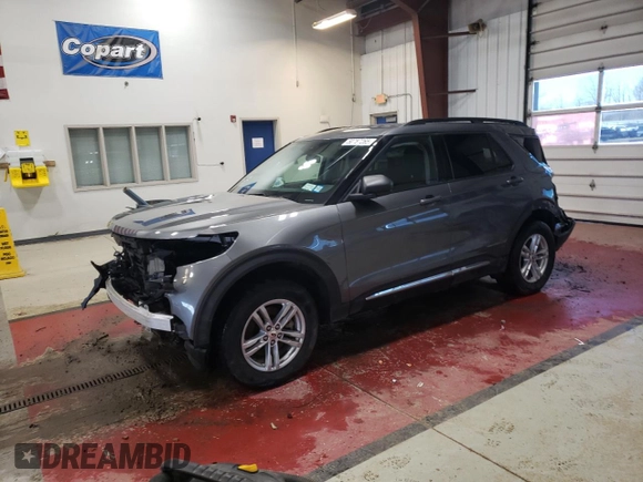2022 Ford Explorer XLT z VIN 1FMSK8DH7NGB88592, wystawiony jako Copart lot #50787265 z przebiegiem 51 701 mil mil oraz Szkoda całkowita • Salvage title. Historia ofert i sprzedaży dostępna na DreamBid. Obrazek 1.
