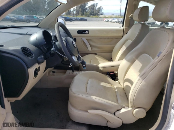 2006 Volkswagen New Beetle Coupe S with VIN 3VWRW31C36M410603, listed as a Copart auction lot 75964504 with 0 mi miles and Salvage Title. Bid and sale history available at carsss.com. Image 7.