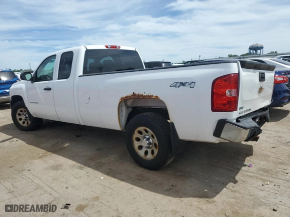 2011 Chevrolet Silverado 1500 Work Truck with VIN 1GCRKPE07BZ418623, listed as a Copart auction lot 61237284 with 138,626 mi miles and Salvage Title. Bid and sale history available at carsss.com. Image 2.