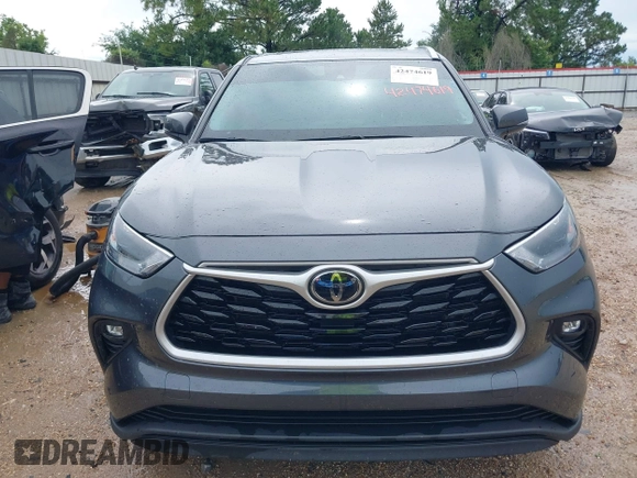 2023 Toyota Highlander L with VIN 5TDKDRAH8PS513610, listed as a IAAI auction lot 42474619 with 39,995 mi miles and . Bid and sale history available at DreamBid. Image 13.