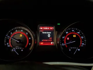 2017 Dodge Journey Crossroad Plus z VIN 3C4PDCGG1HT536297, wystawiony jako Copart lot #58489885 z przebiegiem 101 865 mil mil oraz Szkoda całkowita • Salvage title. Historia ofert i sprzedaży dostępna na DreamBid. Obrazek 9.