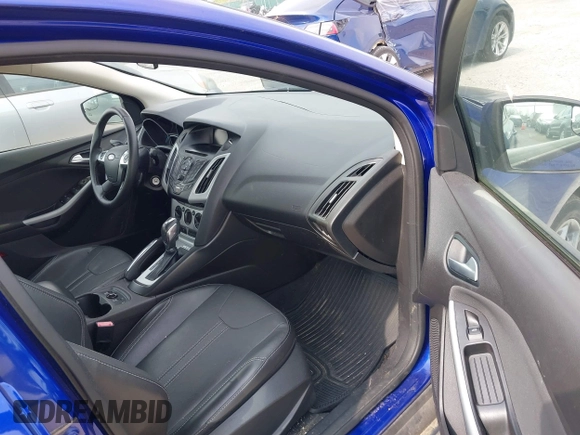 2013 Ford Focus SE with VIN 1FADP3F23DL216426, listed as a IAAI auction lot 42144277 with 134,839 mi miles and . Bid and sale history available at carsss.com. Image 5.
