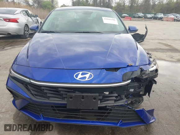 2024 Hyundai Elantra SEL with VIN KMHLM4DG9RU657512, listed as a IAAI auction lot 42041490 with 38,578 mi miles and . Bid and sale history available at DreamBid. Image 13.