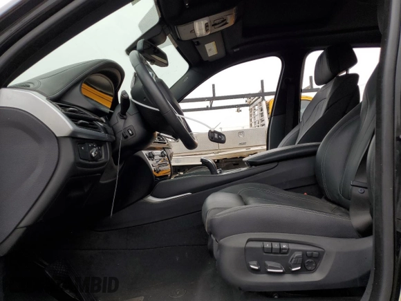 2019 BMW X6 xDrive50i with VIN 5UXKU6C52KLP60521, listed as a Copart auction lot 76317864 with 15,243 mi miles and Clean Title. Bid and sale history available at carsss.com. Image 7.