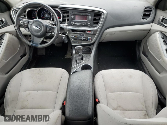 2014 Kia Optima LX z VIN 5XXGM4A7XEG302438, wystawiony jako Copart lot #53149265 z przebiegiem 155 344 mil mil oraz Szkoda całkowita • Salvage title. Historia ofert i sprzedaży dostępna na DreamBid. Obrazek 8.