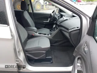 2016 Ford Escape SE с VIN 1FMCU0GX9GUC65339, выставлен на аукционе IAAI как лот 42332644 с пробегом 73 696 миль миль и . История ставок и продаж доступна на DreamBid. Изображение 5.