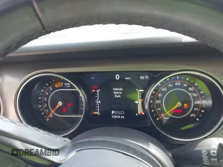 2020 Jeep Wrangler Unlimited Sport S z VIN 1C4HJXDN1LW223664, wystawiony jako IAAI lot #41886832 z przebiegiem 77 019 mil mil oraz . Historia ofert i sprzedaży dostępna na DreamBid. Obrazek 7.
