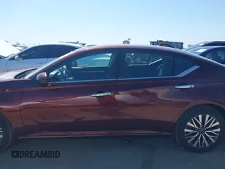 2023 Nissan Altima SV z VIN 1N4BL4DVXPN379301, wystawiony jako IAAI lot #42152983 z przebiegiem 38 374 mil mil oraz . Historia ofert i sprzedaży dostępna na DreamBid. Obrazek 14.