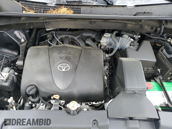 2018 Toyota Highlander SE z VIN 5TDJZRFHXJS821925, wystawiony jako Copart lot #56597305 z przebiegiem 36 232 mil mil oraz Szkoda całkowita • Salvage title. Historia ofert i sprzedaży dostępna na DreamBid. Obrazek 12.