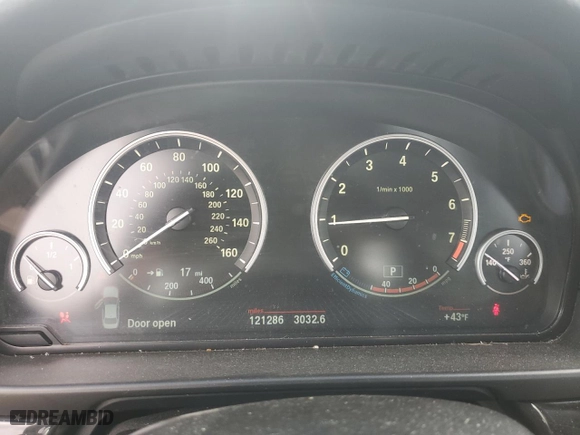 2016 BMW 5 Series 528i xDrive with VIN WBA5A7C59GG147421, listed as a Copart auction lot 47571515 with 121,286 mi miles and Salvage Title. Bid and sale history available at carsss.com. Image 9.