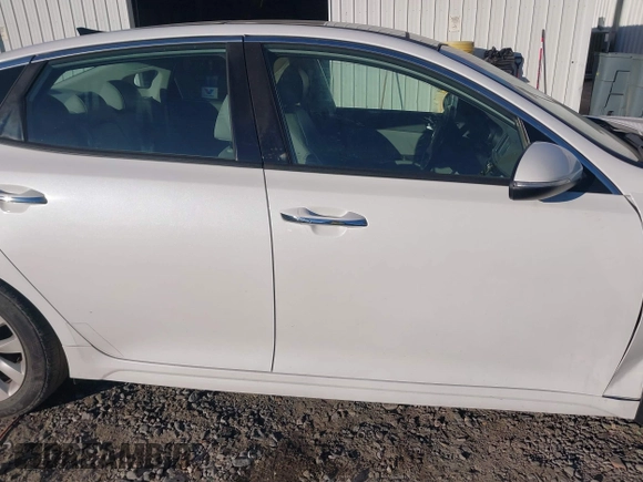 2016 Kia Optima EX with VIN 5XXGU4L36GG008399, listed as a IAAI auction lot 41239371 with 115,150 mi miles. Bid and sale history available at carsss.com. Image 13.