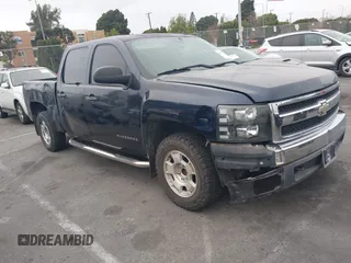 2008 Chevrolet Silverado 1500 1LT with VIN 2GCEC13J581248249, listed as a IAAI auction lot 41092764 with Not Provided miles and . Bid and sale history available at DreamBid. Image 1.