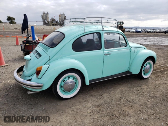 1971 Volkswagen Beetle with VIN 1112947468, listed as a Copart auction lot 46689684 with 33,508 mi miles and Clean Title. Bid and sale history available at DreamBid. Image 3.