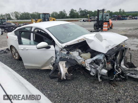 2020 Ford Fusion SE with VIN 3FA6P0LU6LR173410, listed as a Copart auction lot 59592365 with Not provided miles and Salvage title. Bid and sale history available at DreamBid. Image 4.