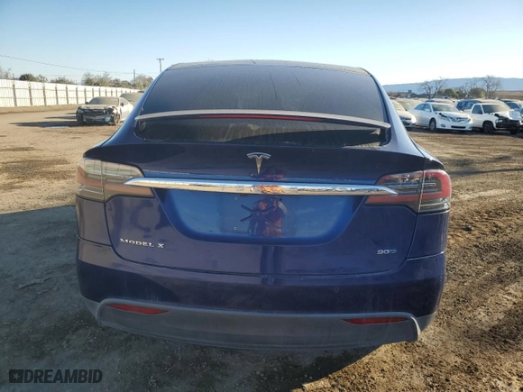 2016 Tesla Model X 70D with VIN 5YJXCAE27GF002068, listed as a Copart auction lot 41680795 with 184,301 mi miles and Salvage Title. Bid and sale history available at carsss.com. Image 6.