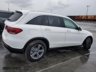 2021 Mercedes-Benz GLC with VIN W1N0G8DB0MV320488, listed as a Copart auction lot 48013105 with 24,458 mi miles and Salvage Title. Bid and sale history available at carsss.com. Image 3.