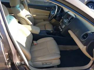2013 Nissan Maxima S z VIN 1N4AA5AP7DC813288, wystawiony jako IAAI lot #41729598 z przebiegiem 133 573 mil mil oraz . Historia ofert i sprzedaży dostępna na DreamBid. Obrazek 5.