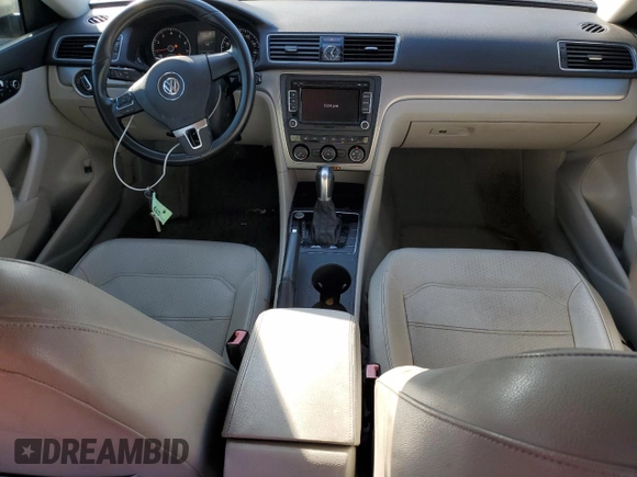 2015 Volkswagen Passat S with VIN 1VWAS7A30FC113371, listed as a Copart auction lot 52119765 with 162,431 mi miles and Clean title. Bid and sale history available at DreamBid. Image 8.