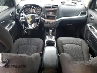 2019 Dodge Journey SE with VIN 3C4PDCBB8KT774151, listed as a Copart auction lot 60909755 with 170,379 mi miles and Salvage title. Bid and sale history available at DreamBid. Image 8.