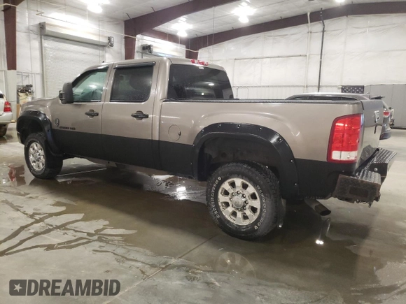 2012 GMC Sierra 2500HD SLT с VIN 1GT121EGXCF156087, выставлен на аукционе Copart как лот 56414505 с пробегом 140 909 миль миль и Списание • Salvage title. История ставок и продаж доступна на DreamBid. Изображение 2.