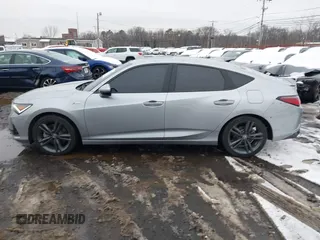 2024 Acura Integra Technology z VIN 19UDE4H64RA026578, wystawiony jako IAAI lot #41533599 z przebiegiem 5162 mil mil oraz . Historia ofert i sprzedaży dostępna na DreamBid. Obrazek 14.