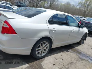 2010 Ford Fusion SEL with VIN 3FAHP0JA8AR129486, listed as a IAAI auction lot 41878346 with 137,983 mi miles. Bid and sale history available at carsss.com. Image 13.