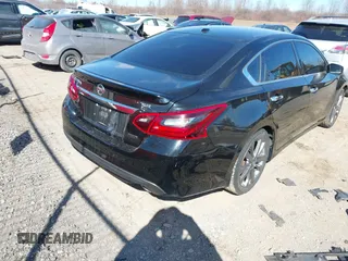 2018 Nissan Altima 2.5 SR with VIN 1N4AL3AP7JC276044, listed as a IAAI auction lot 41898554 with 103,329 mi miles. Bid and sale history available at carsss.com. Image 4.
