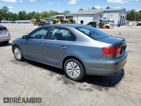 2013 Volkswagen Jetta SE с VIN 3VWDX7AJ2DM277519, выставлен на аукционе Copart как лот 55240695 с пробегом 161 607 миль миль и Списание • Salvage title. История ставок и продаж доступна на DreamBid. Изображение 2.