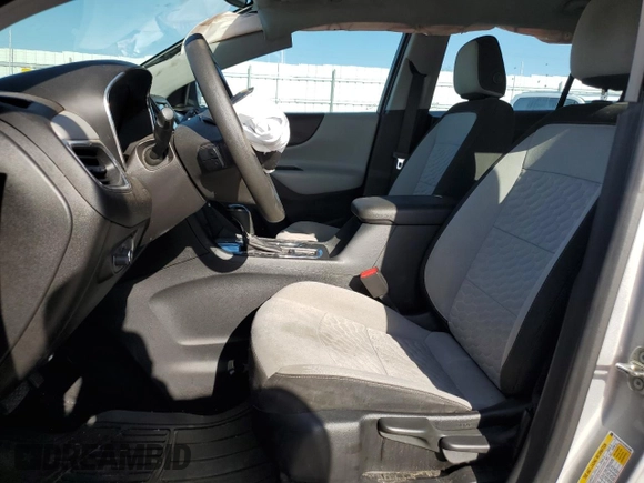 2019 Chevrolet Equinox LS z VIN 3GNAXHEV7KS507208, wystawiony jako Copart lot #52557065 z przebiegiem 119 425 mil mil oraz Szkoda całkowita • Salvage title. Historia ofert i sprzedaży dostępna na DreamBid. Obrazek 7.