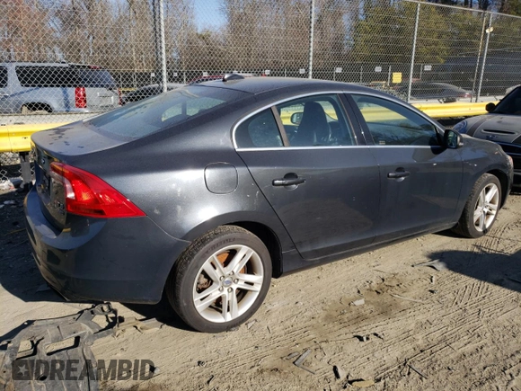 2015 Volvo S60 T5 Premier with VIN YV1612TBXF2304329, listed as a Copart auction lot 48778185 with 149,152 mi miles and Clean Title. Bid and sale history available at carsss.com. Image 3.