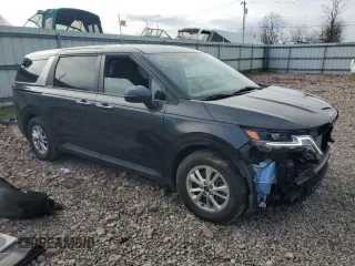 2022 Kia Carnival LXS with VIN KNDNB4H34N6086634, listed as a Copart auction lot 81925734 with 33,656 mi miles and Salvage Title. Bid and sale history available at carsss.com. Image 4.